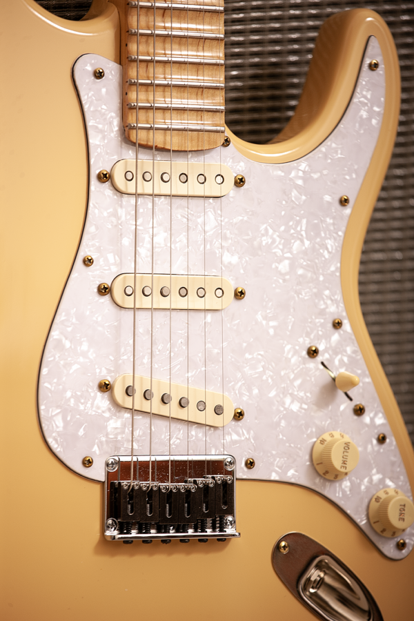 Malmsteen Inspired Stratocaster with Modern 12" Radius Scalloped Neck - Image 5
