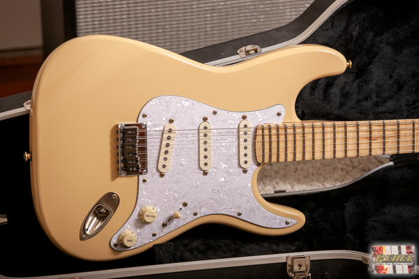 Malmsteen Inspired Stratocaster with Modern 12" Radius Scalloped Neck - Image 29