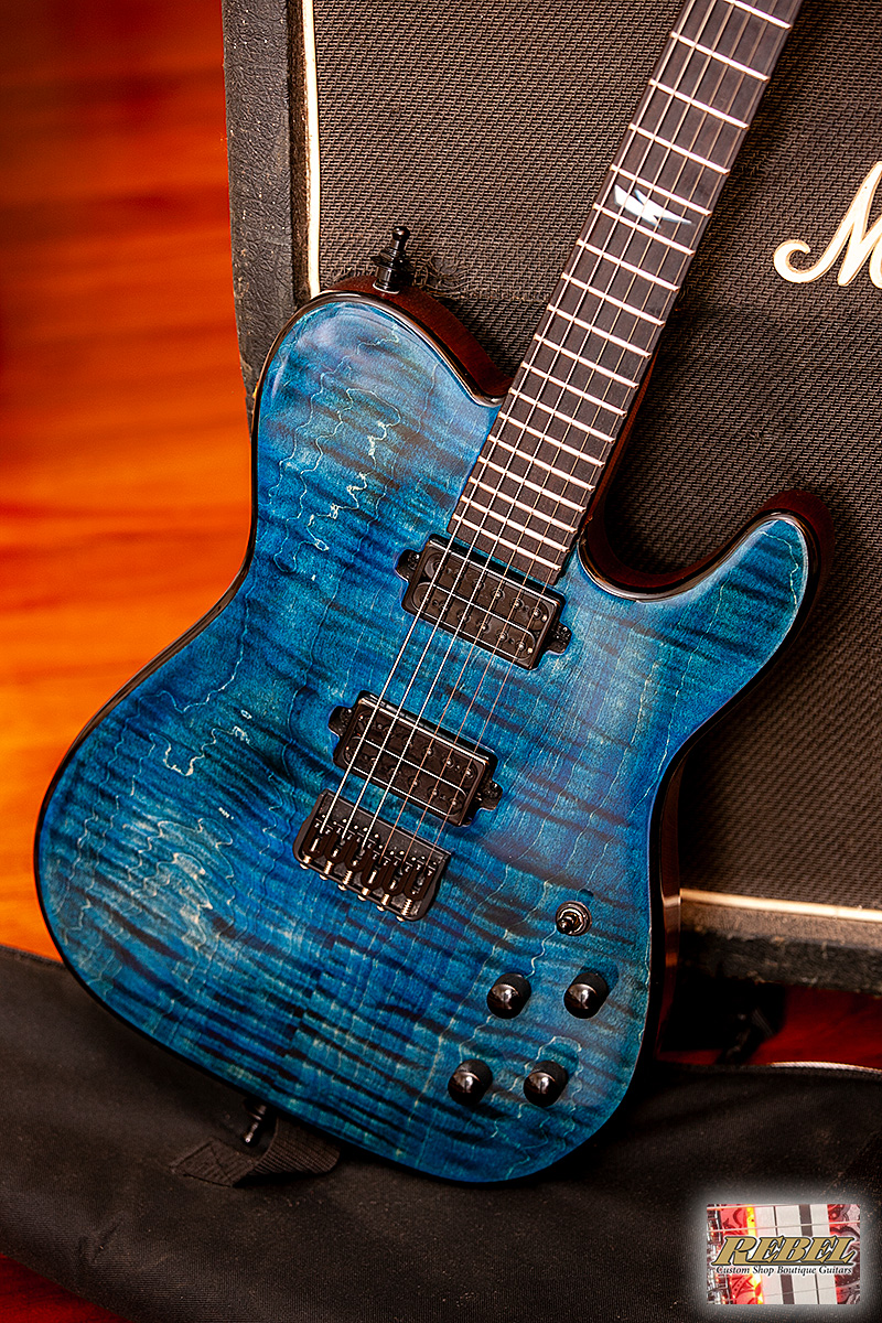 Rebel Custom Guitars Jean Genie - Figured Maple Denim Burst under High Gloss 2K - Image 4