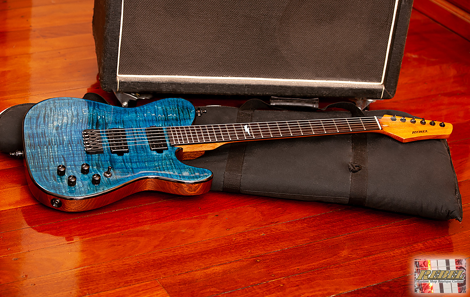 Rebel Custom Guitars Jean Genie - Figured Maple Denim Burst under High Gloss 2K - Image 7