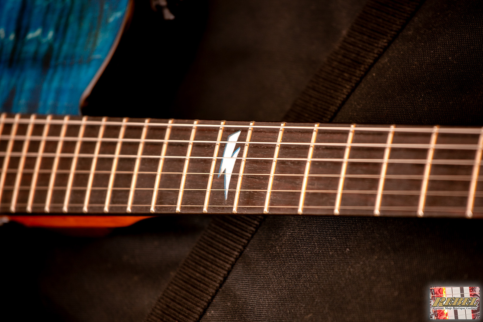 Rebel Custom Guitars Jean Genie - Figured Maple Denim Burst under High Gloss 2K - Image 11