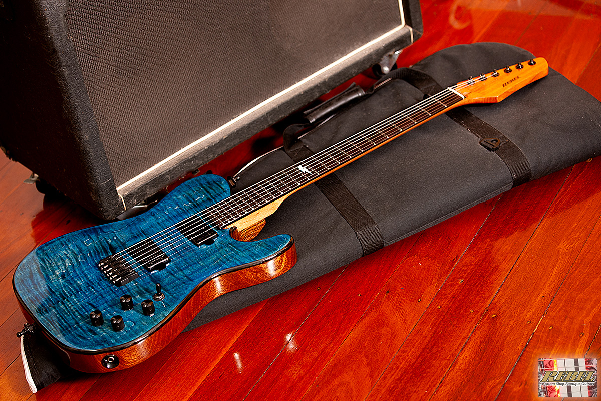 Rebel Custom Guitars Jean Genie - Figured Maple Denim Burst under High Gloss 2K