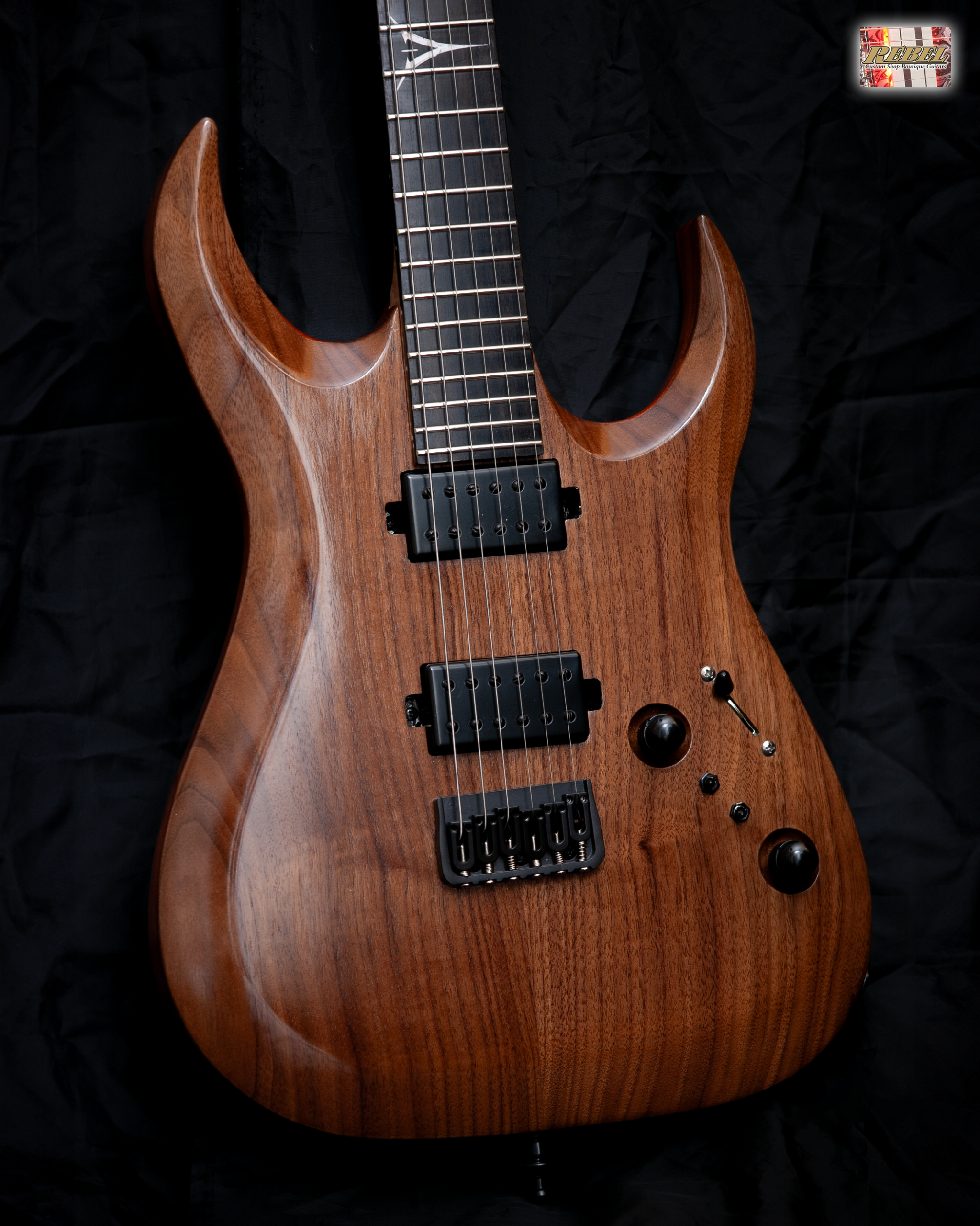 Rebel Custom Guitars Volturi - Walnut Coffin !